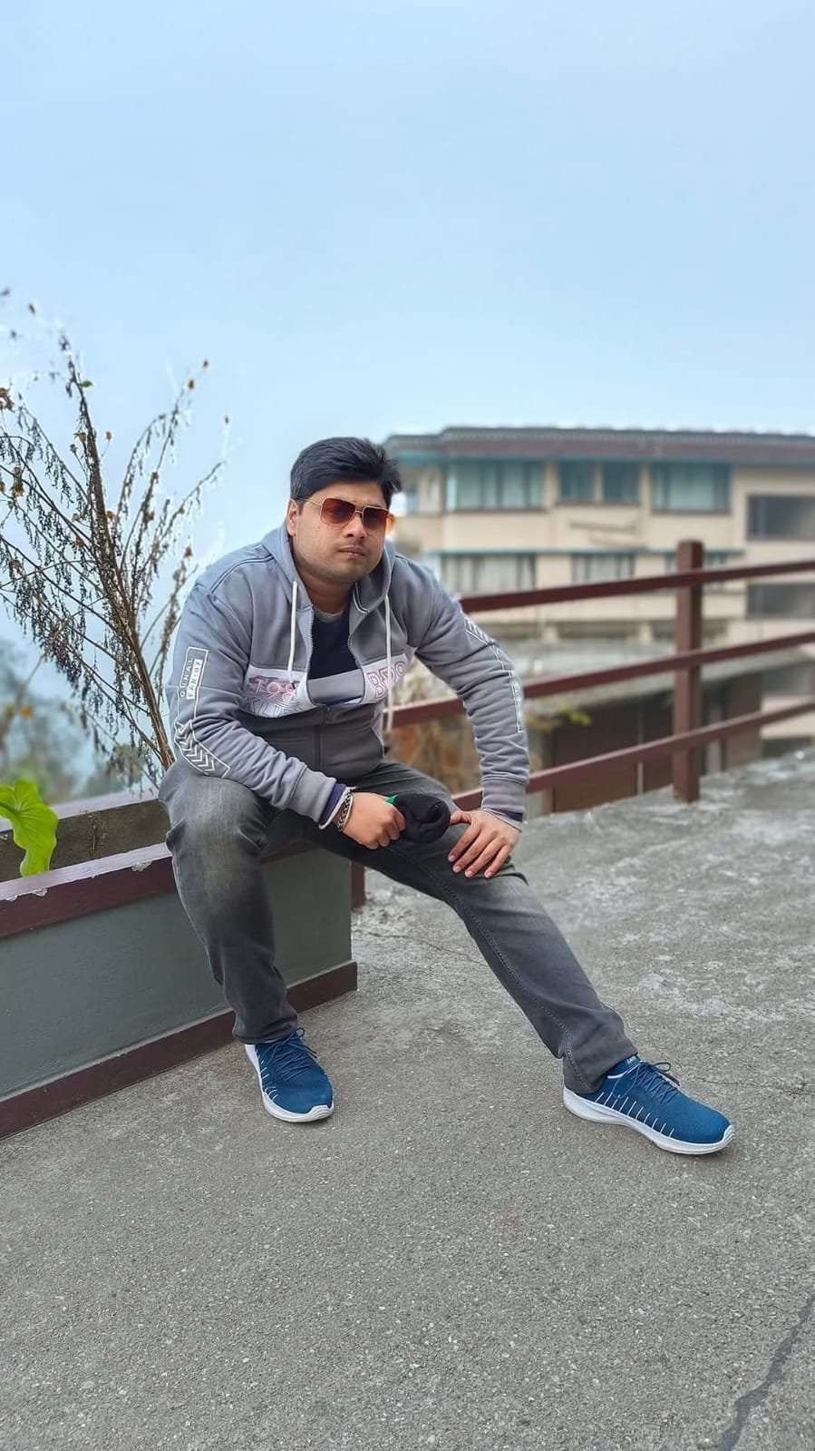 r dutta r dutta
